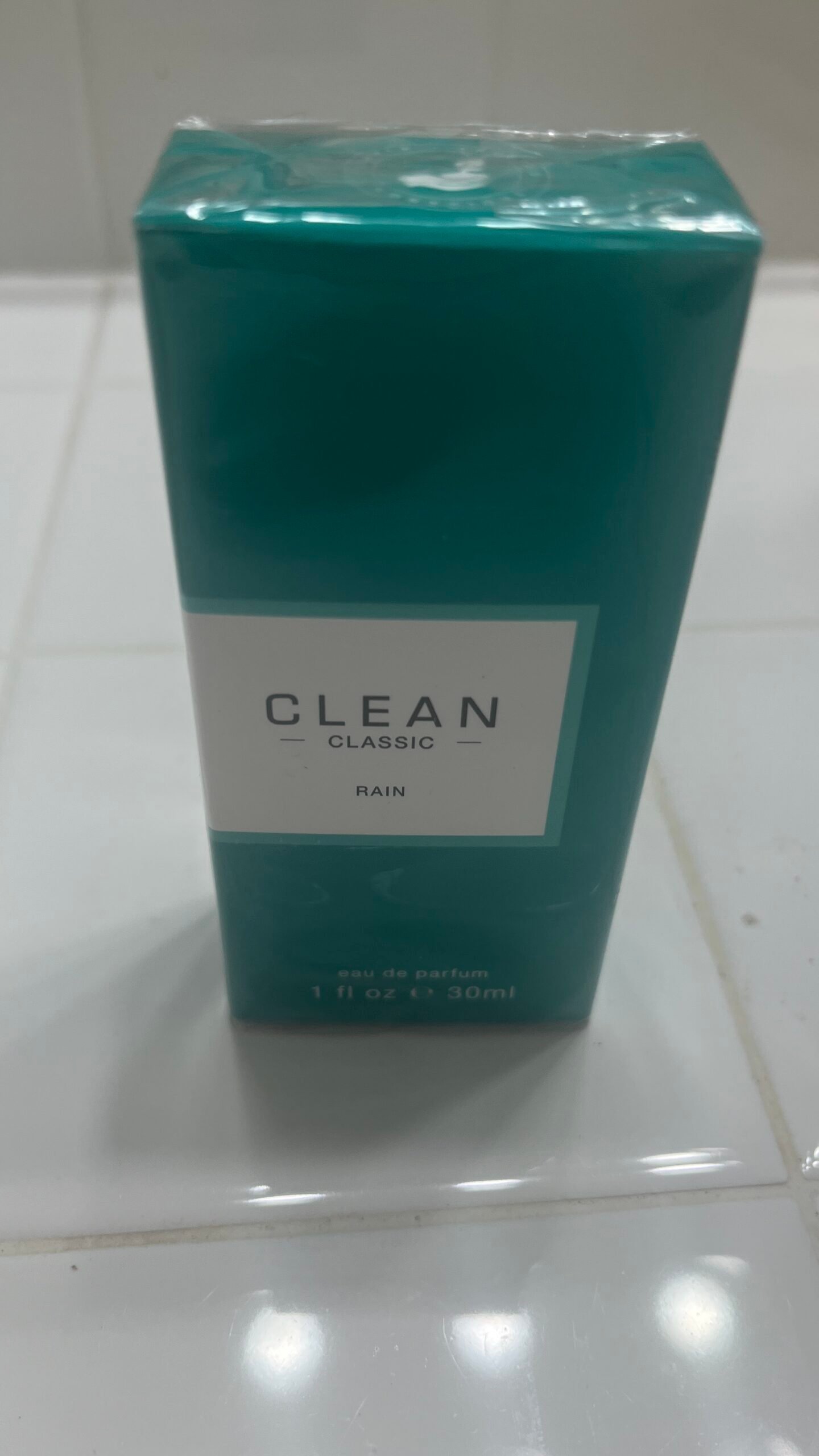 Clean Rain Women's 1 Oz Eau De Parfum Spray - Image 4